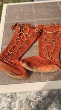Vintage Taos Kneehigh Moccasin Boots Softsole measure 10 inches heel to toe