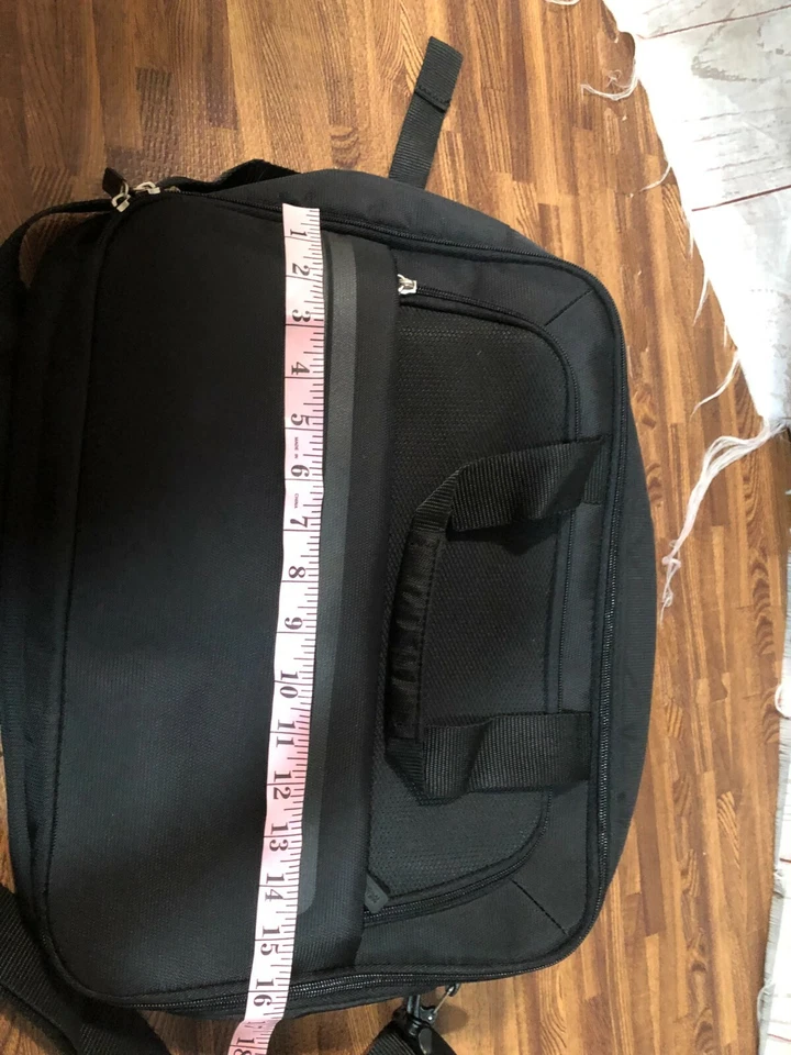 Mochila Bolso Mensajero American Tourister Negra Correa para Hombros Foto 3 de 4