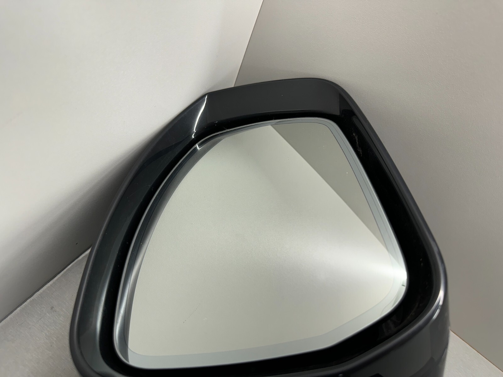 Land Rover Discovery Sport 2016 Front Door Electric Wing Mirror 
