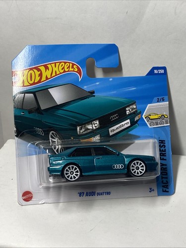 Hot Wheels 1/64 Fly By Mainline 2022 - Noire, Modèle GT, Voiture Métal Neuve