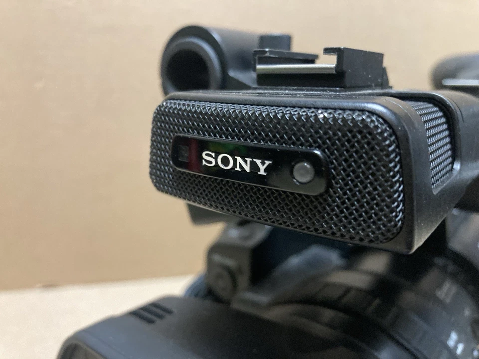 Sony PMW-EX1r Cine Alta Camera Camcorder (low hours) - Image 3 of 4