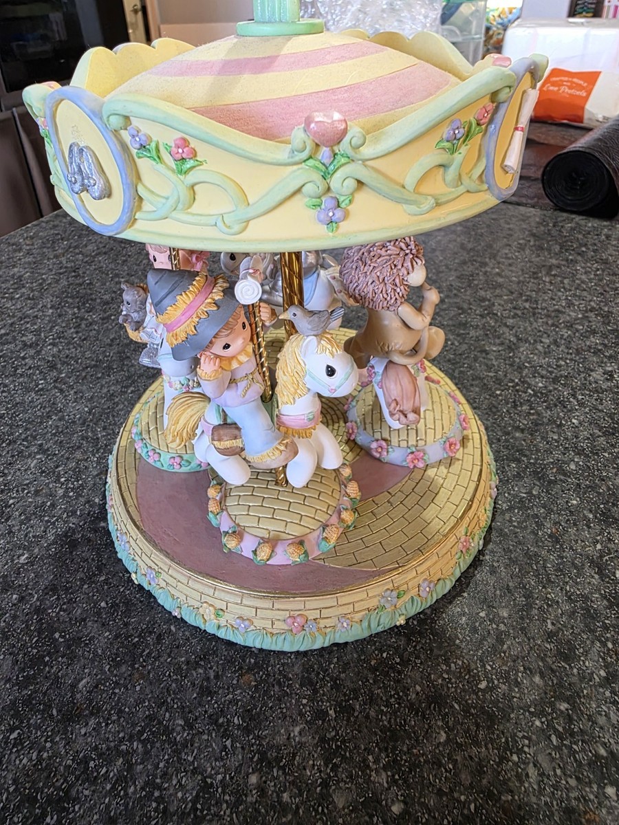 Precious Moments Wizard of Oz Carousel Collection 2004 Complete