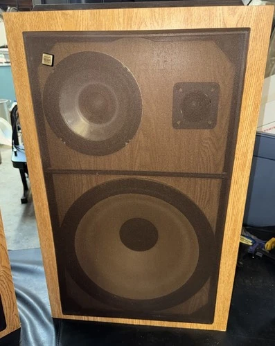 Vintage 1980s BSR Model DR-1550L Five-Way Acoustic Suspension Loudspeaker System image 2