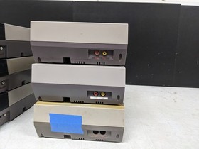 Lot of Nintendo Entertainment System NES Consoles (For Parts/Repair)