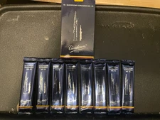 NEW FOIL SEALED Vandoren Alto Saxophone Reeds 8 Pieces (NOT 10)