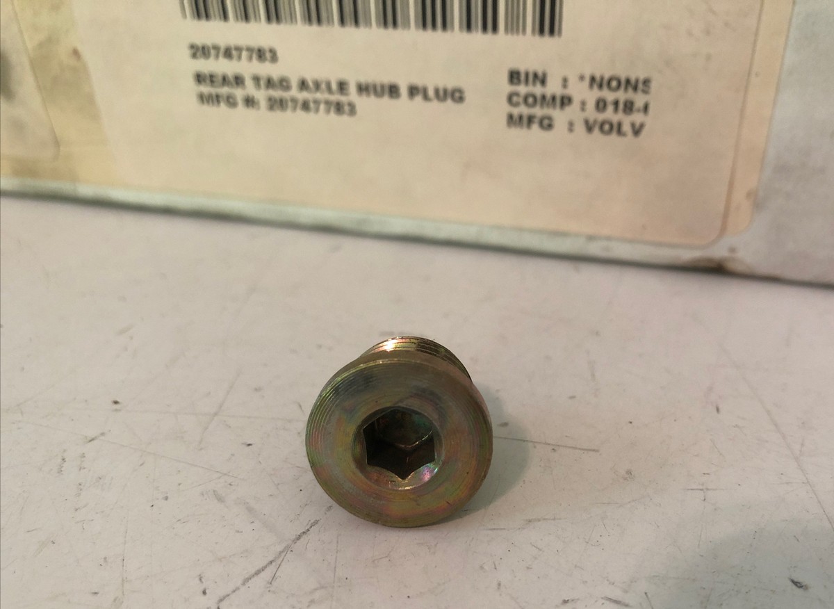 GENUINE VOLVO AXLE BUMPER TAG AXLE HUB PLUG 20747783 NEW | eBay