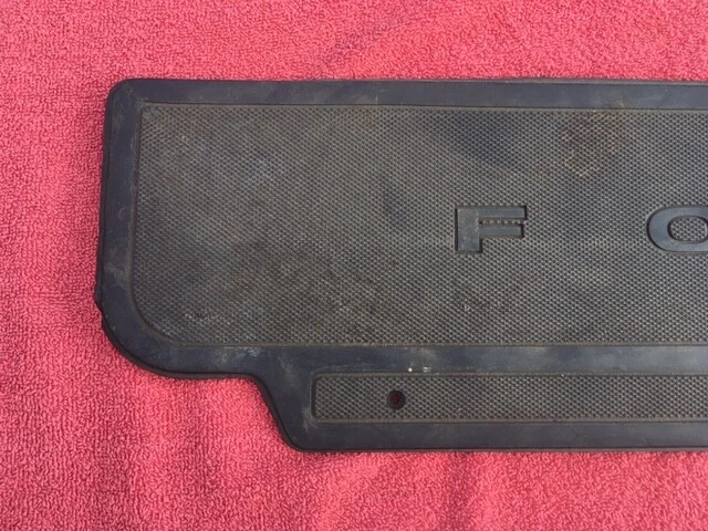 Almofada de borracha para porta frontal Ford Econoline Van NOS anos 1980-1990 - Imagem 2 de 4