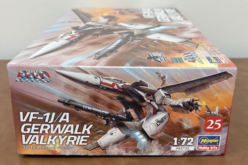 Hasegawa 1/72 Robotech Macross VF-1J/A Gerwalk Valkyrie - New - US Seller - Picture 4 of 6