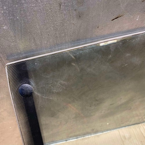 Audi A8 D2 Quattro Rear Left Glass 4D0837571A Dual Pane - Picture 3 of 13