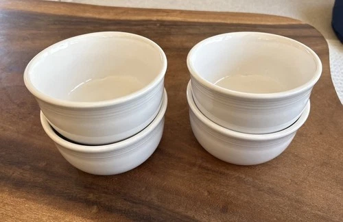 set 4 GUSTO BOWLS white FIESTA WARE 28 OZ. NEW