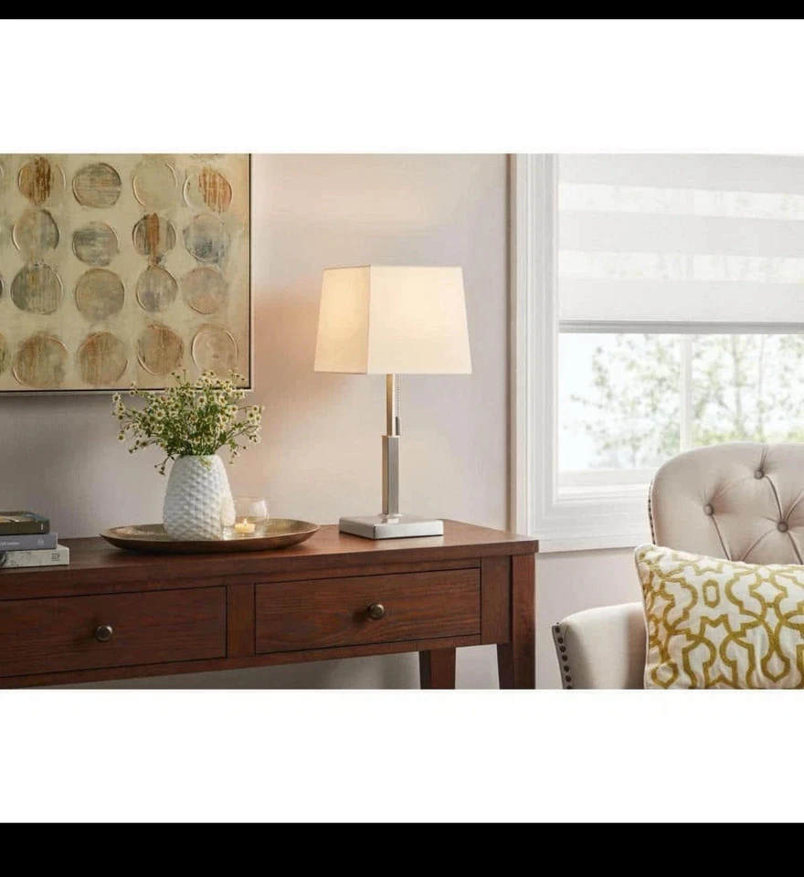 Lámpara de mesa níquel cepillado 20 pulgadas pantalla blanca salida escritorio dormitorio oficina luz Foto 2 de 3