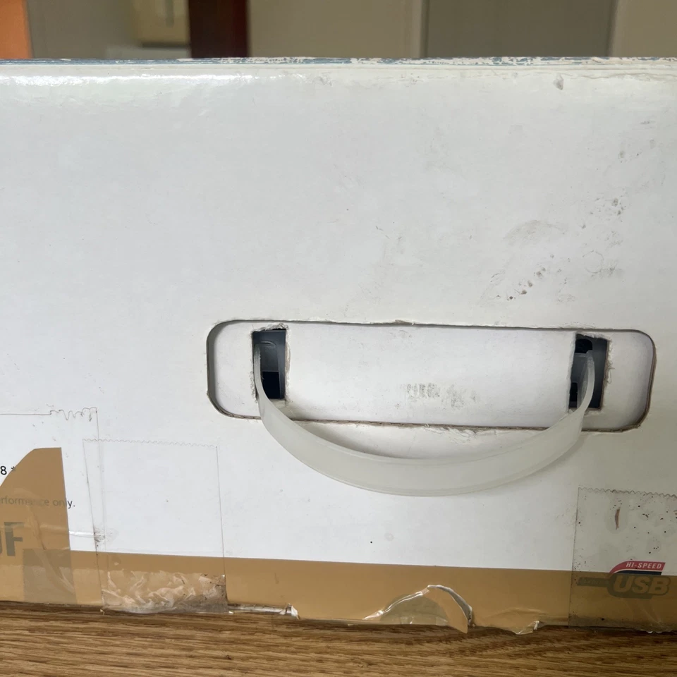 Canon CanoScan 8400F Color Image Scanner- 3200 X 6400 DPI Resolution Hi-Speed - Image 4 of 4