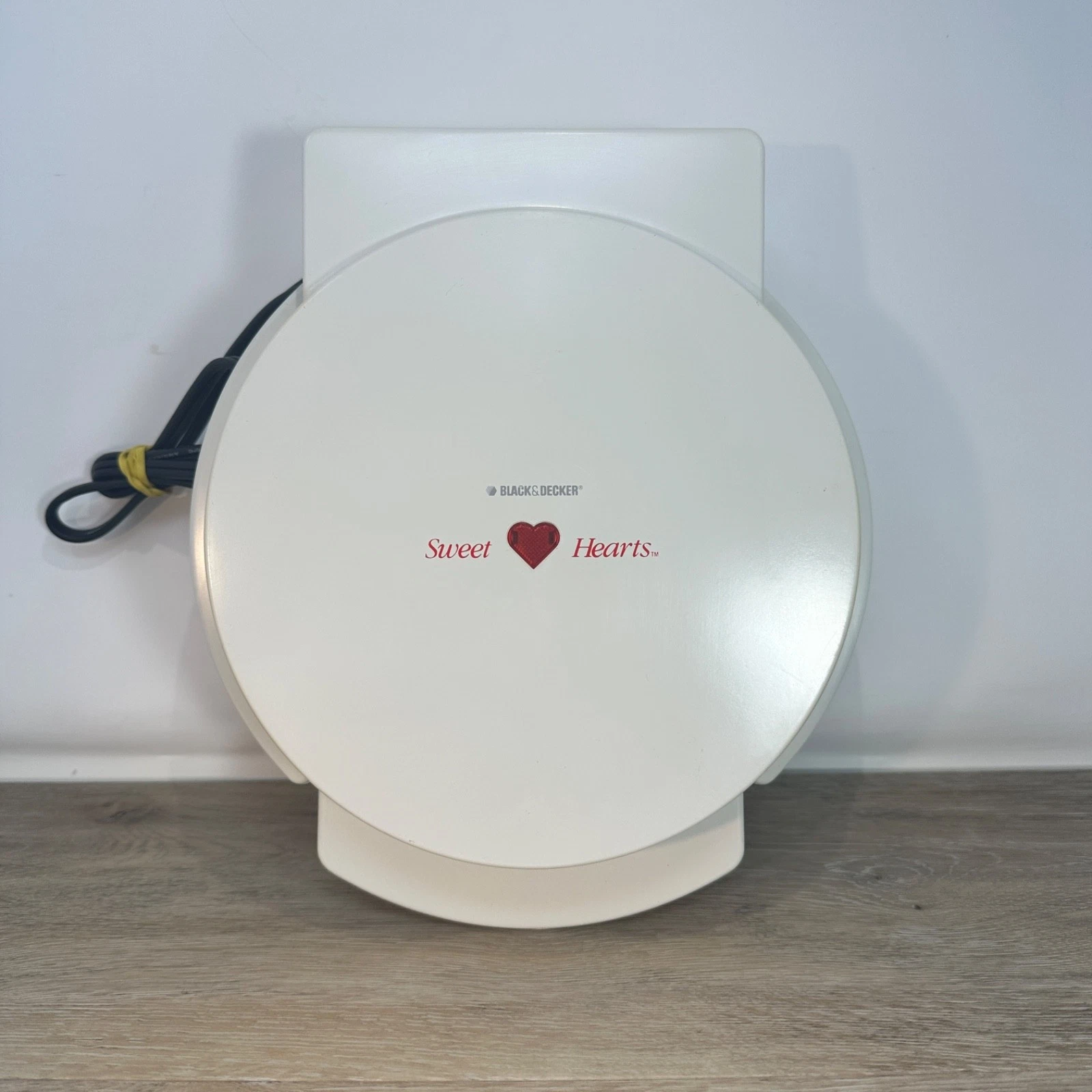 Vtg Black & Decker Sweet Hearts Waffle Maker Valentines Model G12 Tested Works