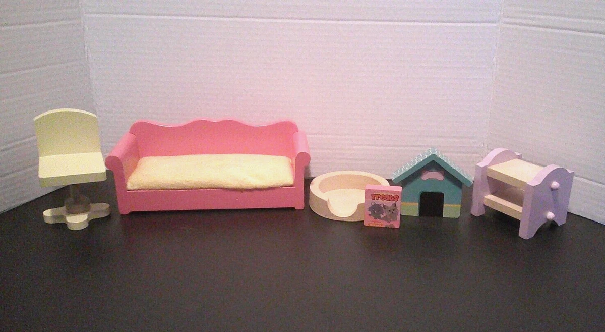 TARGET WOOD DOLLHOUSE FURNITURE INCLUDING FEW FOR PETS eBay