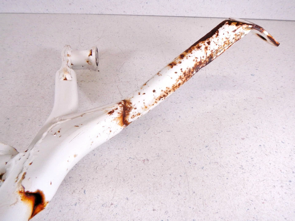 91 Suzuki LT160E LT 160 Quadsport Rear Grab Bar Handle & Fender Support Bracket - Image 4 of 4