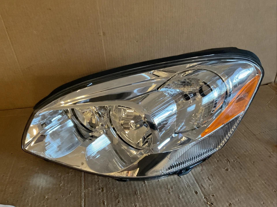 FOR Headlight Driver Side Left LH for 06-08 Buick Lucerne CX Model- Broken Tab — 第 2/4 张图片