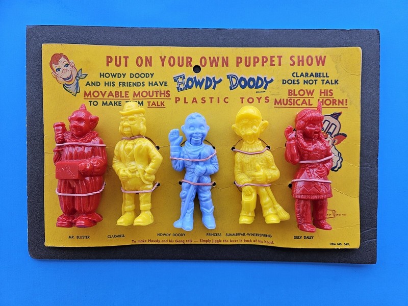 1952, Howdy Doody, "Un-Used" Plastic Puppets w/ Display Card  Vintage