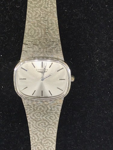 18ct White Gold Ladies Longines Oval 