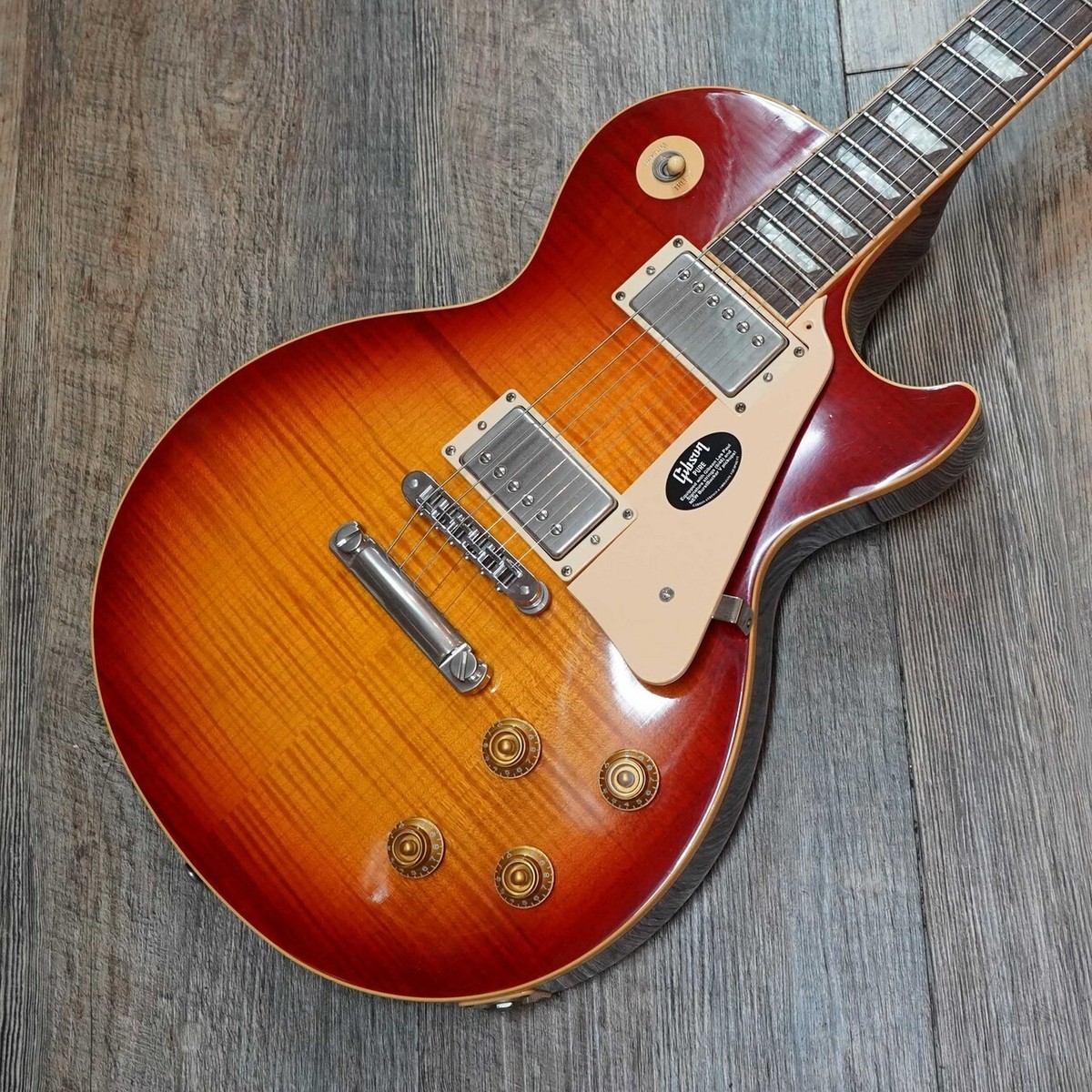 Gibson. 60‘Les Paul Standard 2003年製 2003 Gibson Les Paul 1960 Classic in Honeyburst | Cream City
