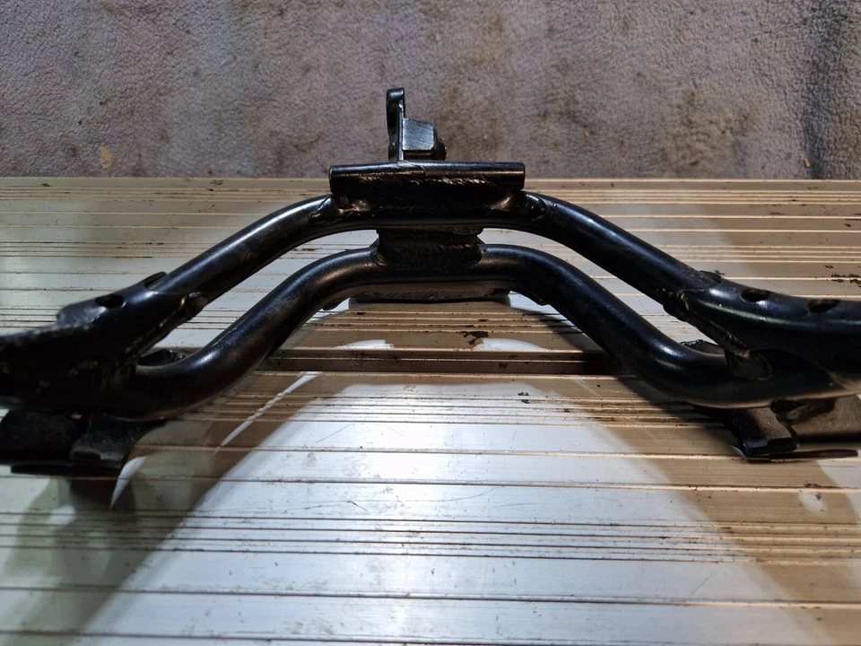 Carenado superior faros capó soporte montaje Suzuki GSXR 1000 2003 2004 K3 K4 Foto 2 de 4