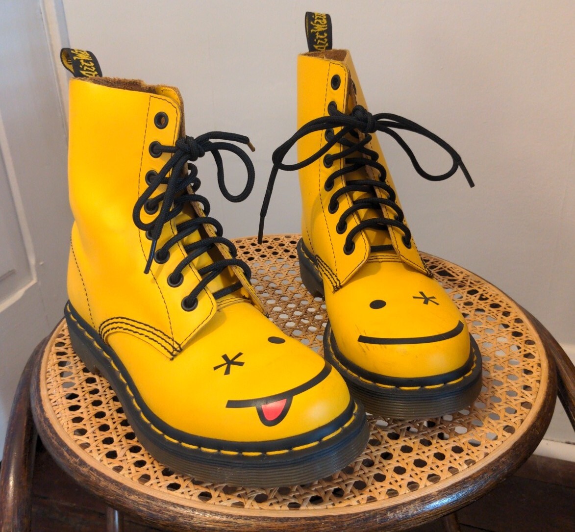 Dr. Martens Rare Yellow Hincky Wink Boots UK 4 US 6 | eBay Dr. Martens Rare Yellow Hincky Wink Boots UK 4 US 6 | eBay