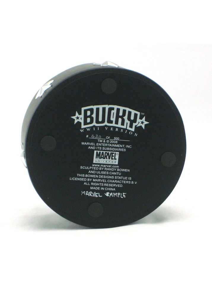 Bowen Designs Bucky Estatua Segunda Guerra Mundial Versión Marvel Muestra 454/500 Capitán América Foto 3 de 4