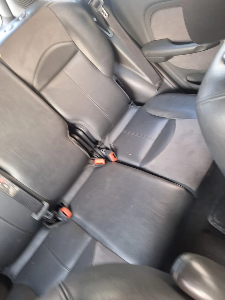 Chrysler PT Cruiser Petrol 2.0 ltr. Manual Gearbox For Parts and Spares - Image 3 of 4