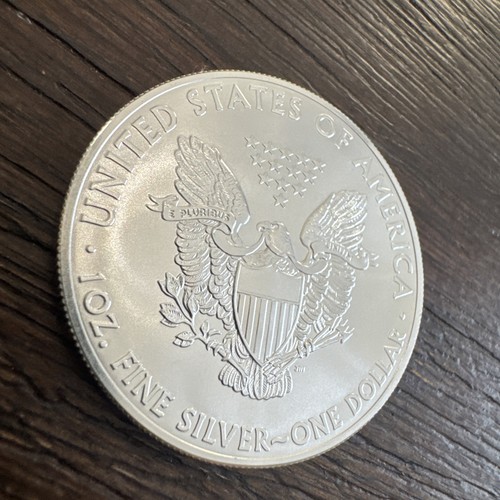 Lot of 3 - 2014 $1 American Silver Eagles - 1 Oz - 99.9% - Lot ASE1002 - Picture 15 of 23