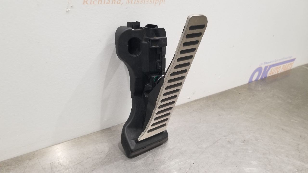 11 AUDI R8 GAS ACCELERATOR PEDAL ASSEMBLY 4208636574PK