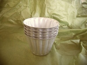 5 1960's Aluminum Fluted Baking Cups Tart Molds 2.5" Dia x 2" Tall