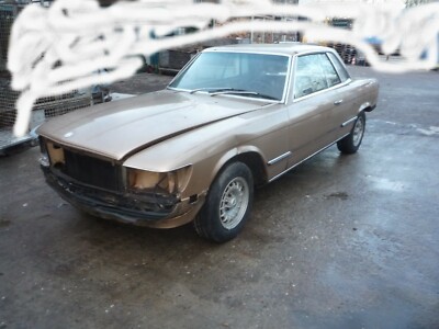 MERCEDES-BENZ-S C H L A C H T F E S T-W-107-280 SL-SLC-COUPE-NUR LINKE KOTFLÜGEL