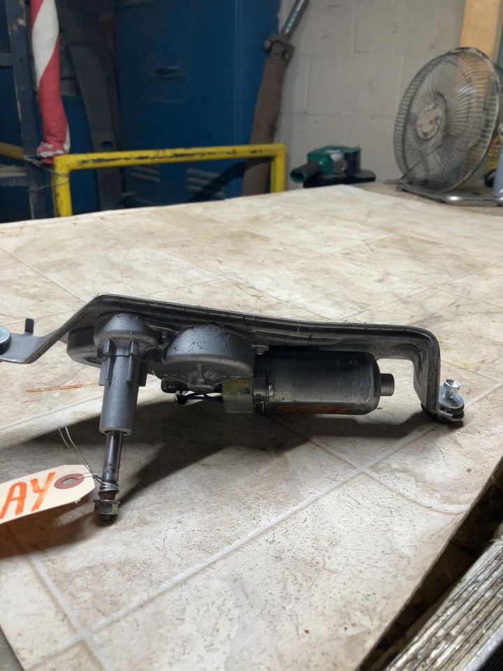 Motor limpiaparabrisas trasero Mazda CX9 2007-2015 OEM Foto 4 de 4