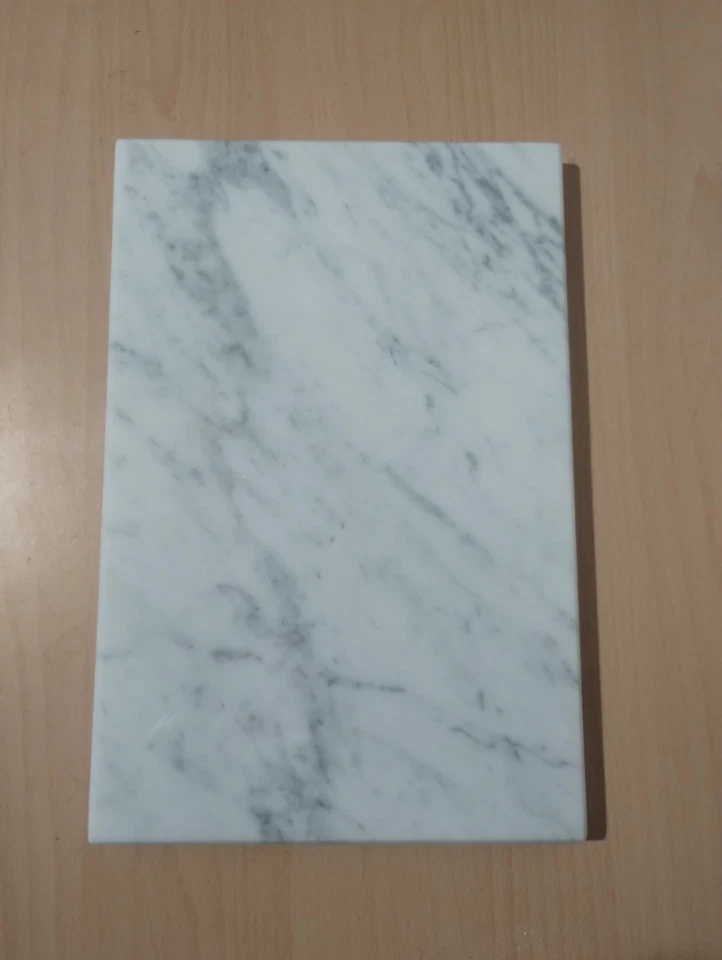 Tagliere In Marmo Di Carrara Naturale Lucido  - Immagine 3 di 3