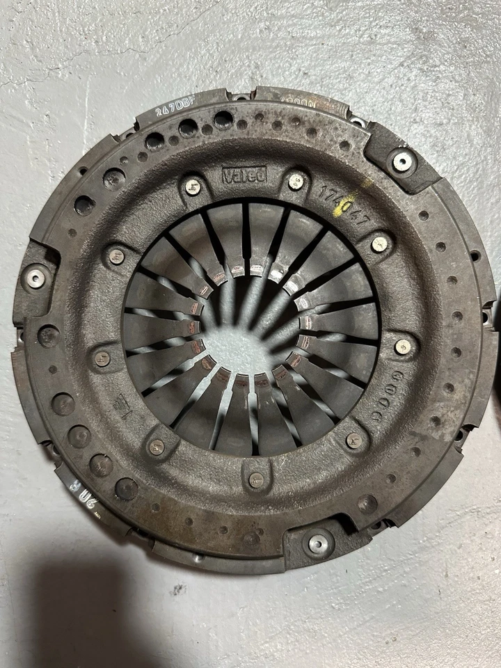 Kit embrague único Ferrari 348 (Valeo) P/N 146407 Foto 3 de 4