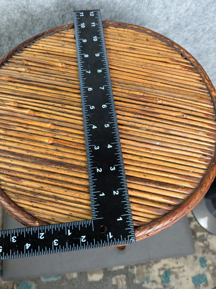 Vintage Brentwood Burnt Bamboo Rattan Tortoise Round Plant Stand Side End Table - Image 4 of 4