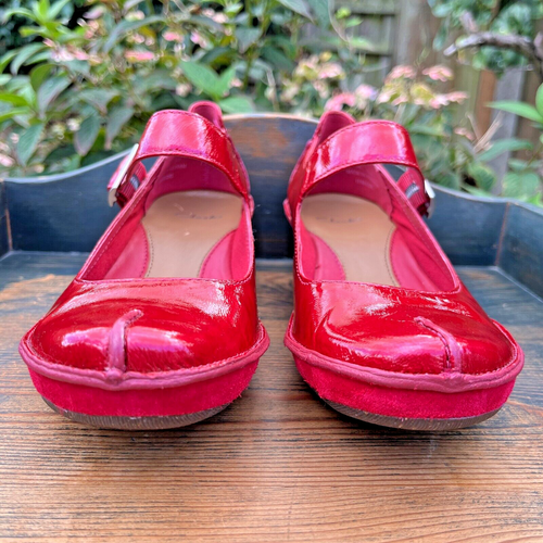 CLARKS Cerise Pink Patent Leather Mary Jane Wedge Heel Shoes UK 3.5 EU 36.5 NEW - Picture 6 of 12