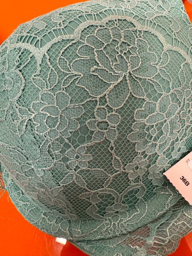 Victoria’s Secret Padded Bra, Green, Size 36B, RRP £55, B105 - Picture 3 of 4