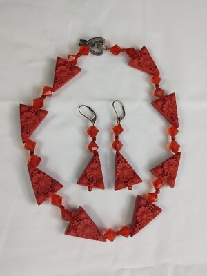 Vintage Choker Necklace Pierced Earrings Set Red Triangle Flower Beads Jewelry 