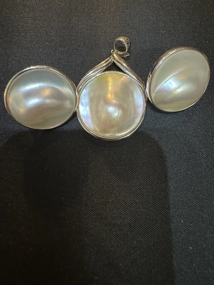 Juego de Pendientes de Perlas Blister con Colgante de Perlas Blister en Oro Blanco 14 K Foto 3 de 4