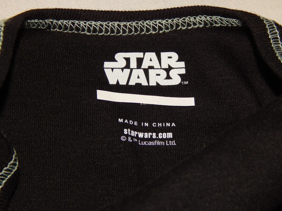 3 pc Star Wars Bodysuit Set Boys Size 12 & 18 Months Baby Yoda Darth R2D2 c3po - Image 3 of 4