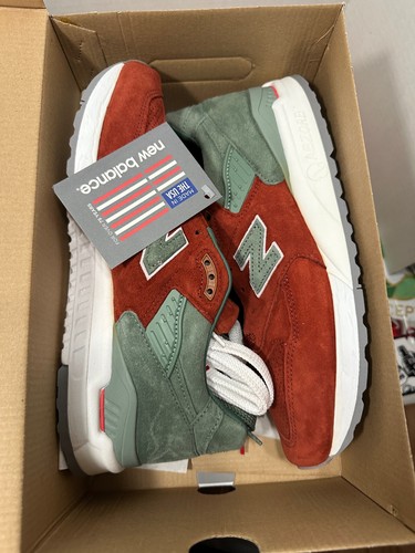 NUOVISSIMA New Balance 998 x Concepts (CNCPTS) Boston Rivalry Special Box M998BMG - Foto 5 di 10
