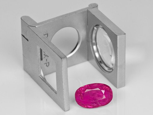 GIA Certified BURMA Pink Sapphire 3.88 Cts Natural Untreated Intense Pink Oval - Picture 6 of 8