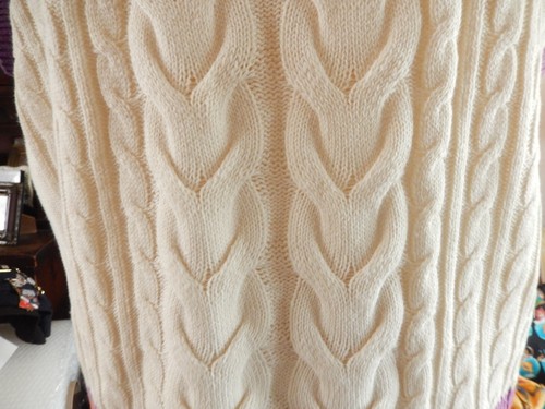 Wild Fable Cable Knit V Neck Sweater Vest Cream Pink Purple Size Medium BNWT - Picture 11 of 11