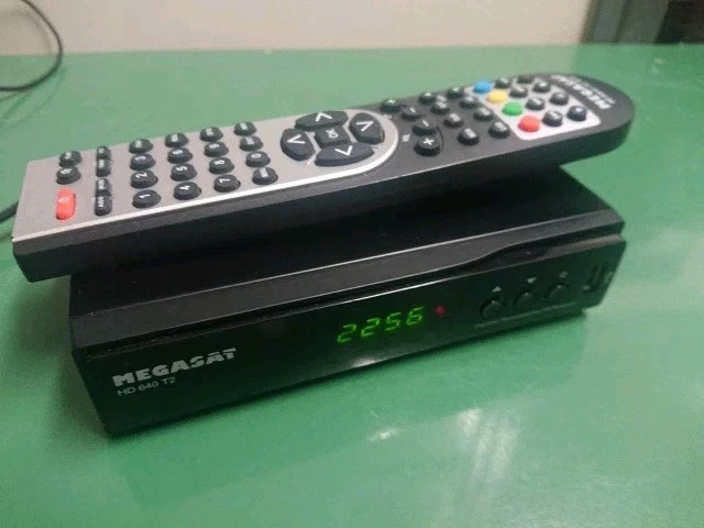 MEGASAT DVB-T2 RECEIVER HD 640 T2 HEVC MPEG4 HDMI SCART HDTV USB SET-TOP-BOX - Bild 3 von 4