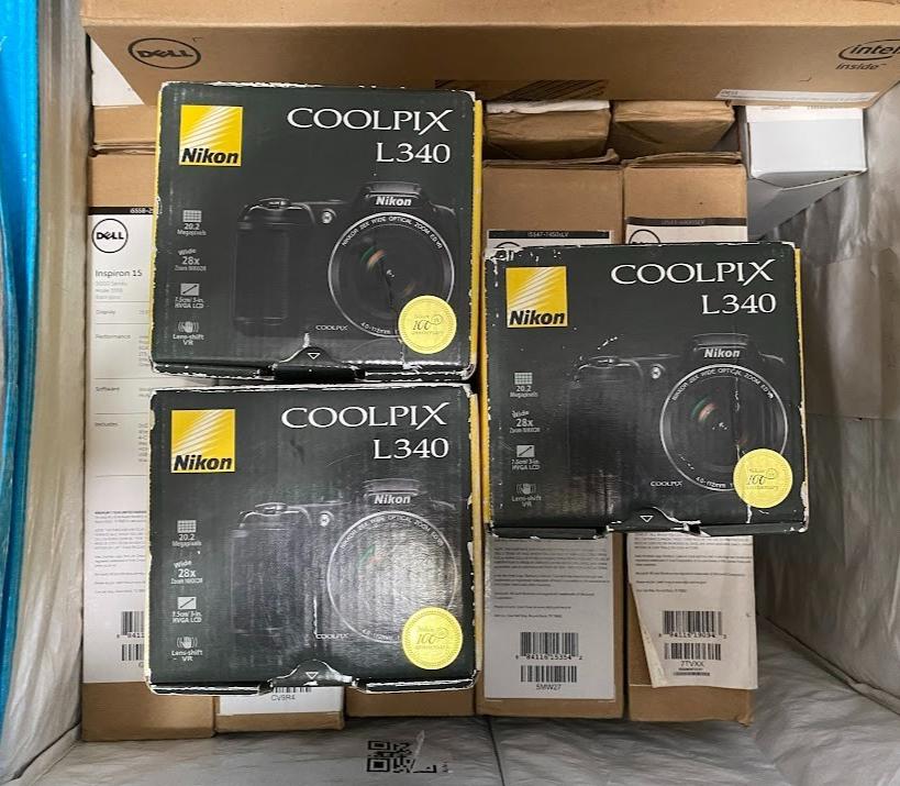 Nikon Coolpix L340 Digital Camera 28x Optical Zoom 202 Megapixels