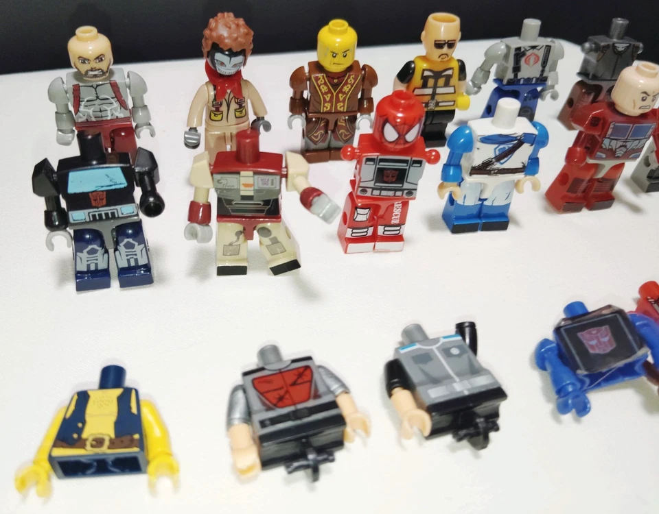 Kre-o Transformers Sandstorm figures - Image 2 of 3