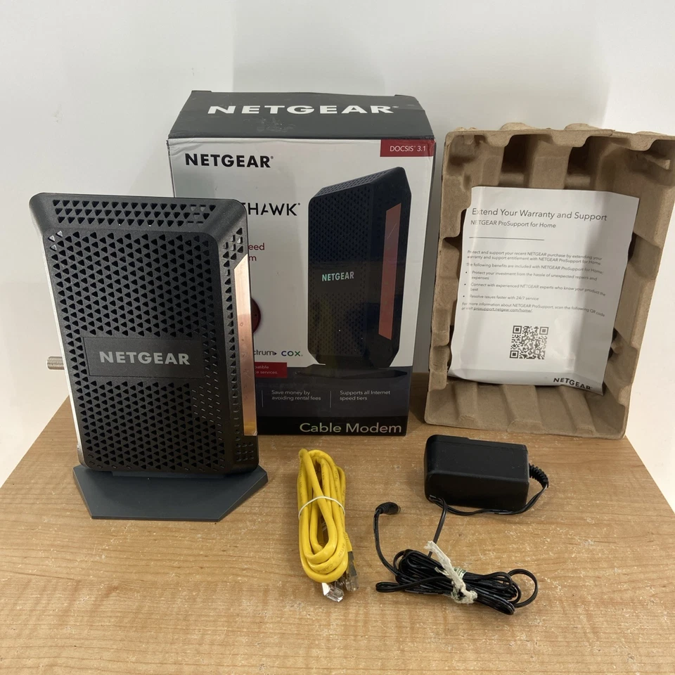 Módem cable velocidad multi-gig modelo CM1100 NETGEAR Nighthawk DOCSIS 3.1 Foto 2 de 2
