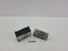 Schlagbuchstaben A-Z 2,5mm alt Oldtimer in Blechbox Werkzeug Industriell #257894