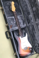 1990–91 Fender Stratocaster ST-62 MIJ Japan Sunburst + Alnico Pickups + TKL Case