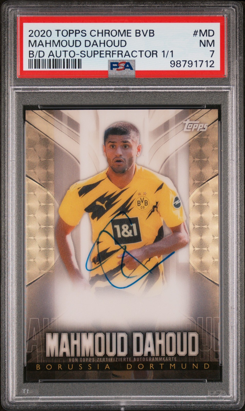 2020 Mahmoud Dahoud Topps Chrome BVB Superfractor Autographed Card 1/1 PSA 7